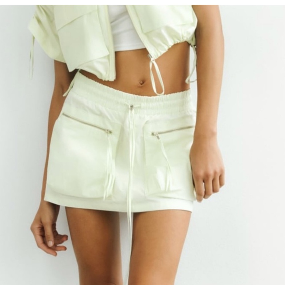 Zara limited edition paper bag cargo mini skirt - lime green